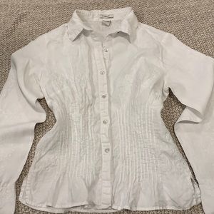Vintage linen embroidered shirt, size Small/Medium.